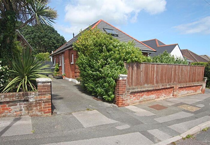 Detached Bungalow For Sale In Forest View Road, Bournemouth, BH9