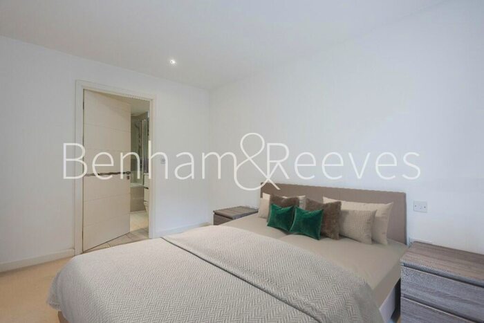 2 Bedroom Apartment To Rent In Ashton Reach, London, SE16