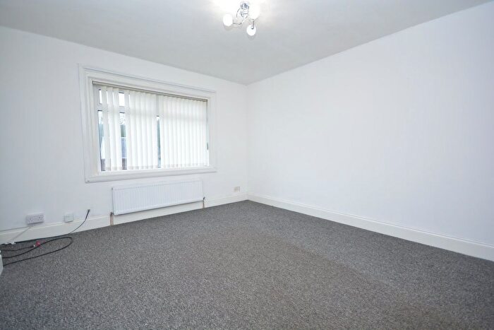 1 Bedroom Flat For Sale In Mill Crescent, Newmilns, KA16