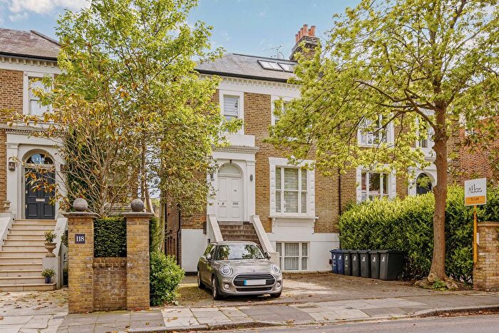 2 Bedroom Flat To Rent In The Grove, W5