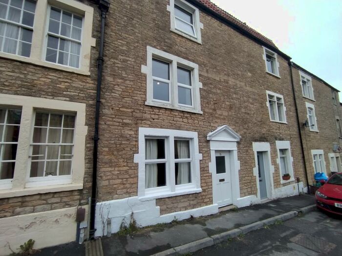 3 Bedroom House To Rent In Horton Street, Frome, BA11
