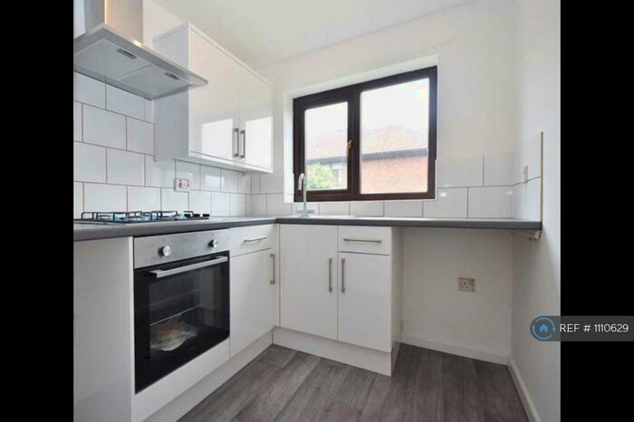 1 Bedroom Maisonette To Rent In Pennine Road, Chorley, PR6
