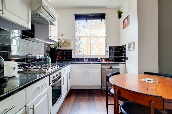 2 Bedroom Apartment To Rent In East India Dock Road London, E14