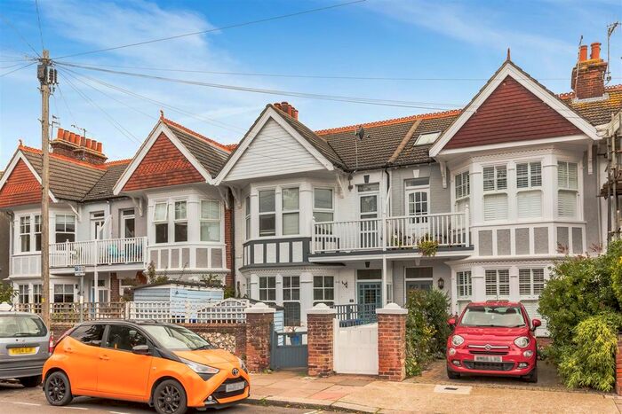 2 Bedroom Flat To Rent In Alexandra Road, Worthing, BN11