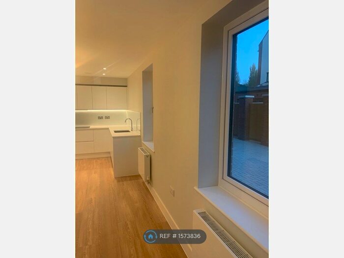 1 Bedroom Flat To Rent In Sevier Street, Bristol, BS2