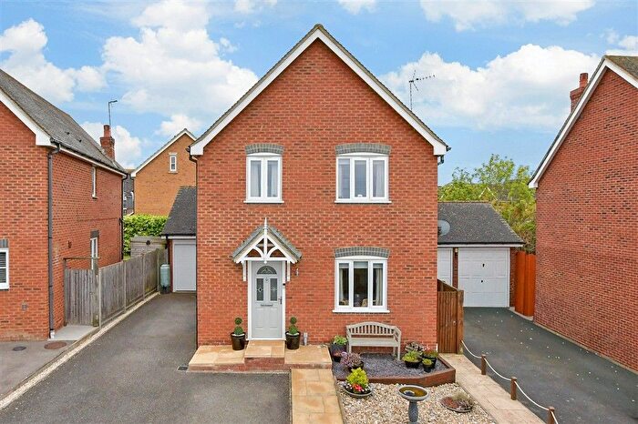 4 Bedroom Detached House For Sale In Favourite Road, Whitstable, Kent, CT5