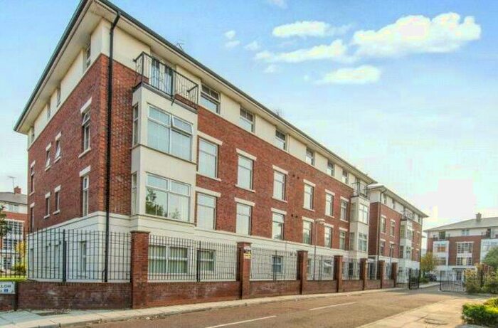 2 Bedroom Apartment To Rent In Chancellor Court, Liverpool, L8