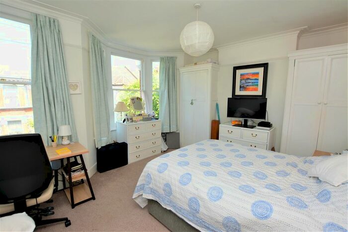 3 Bedroom Semi-Detached House For Sale In Warren Road, Colliers Wood, London, SW19