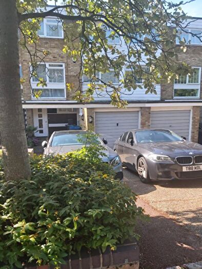 4 Bedroom Terraced House To Rent In Langton Way, CR0