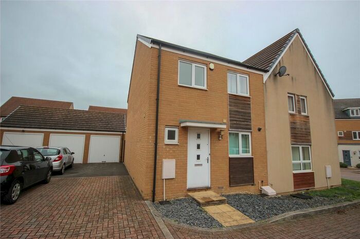 3 Bedroom Semi-Detached House To Rent In Skinners Croft, Patchway, Bristol, BS34