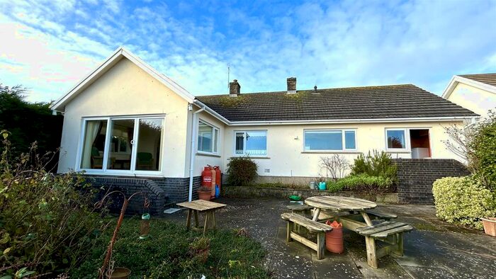 4 Bedroom Detached Bungalow For Sale In Keeston, Haverfordwest, SA62