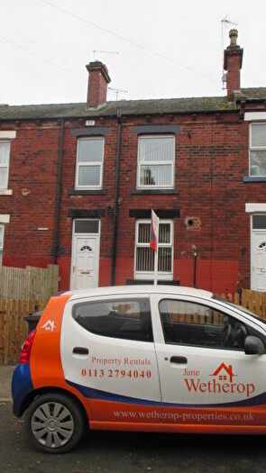 1 Bedroom Terraced House To Rent In Walker Place, Leeds, West Yorkshire, LS27