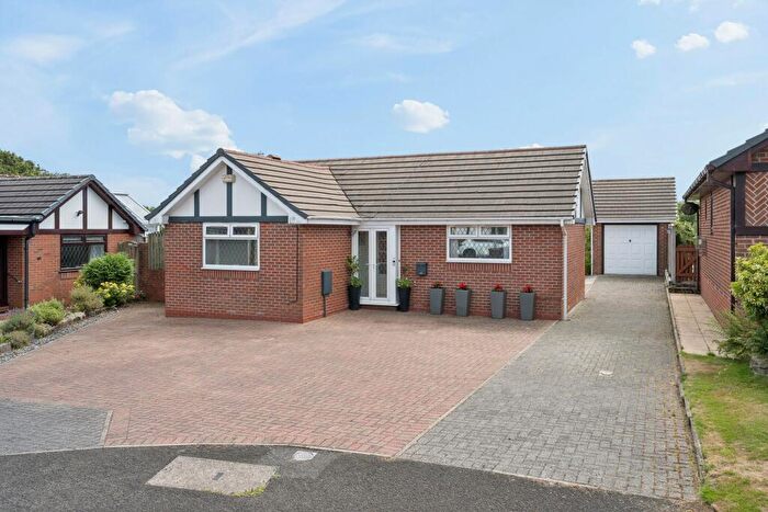 2 Bedroom Detached Bungalow For Sale In Avallon Close, Tottington, BL8