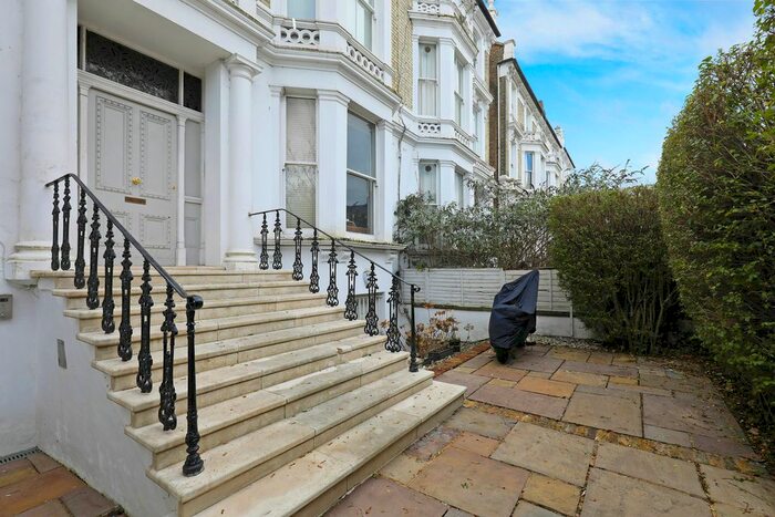 1 Bedroom Flat To Rent In St. Marks Road, London, W10
