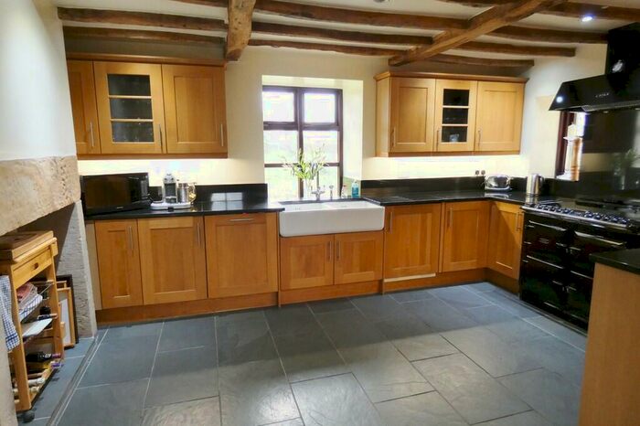4 Bedroom Farm House To Rent In Bilsborrow, Preston, PR3