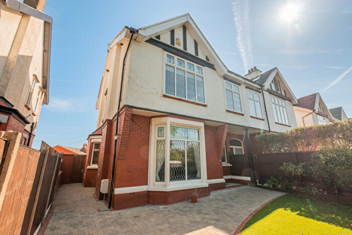 4 Bedroom Semi-Detached House For Sale In Links View, Ansdell, FY8