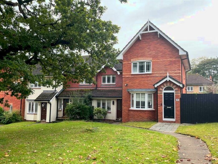 2 Bedroom Terraced House To Rent In Abingdon Close, Macclesfield, SK11