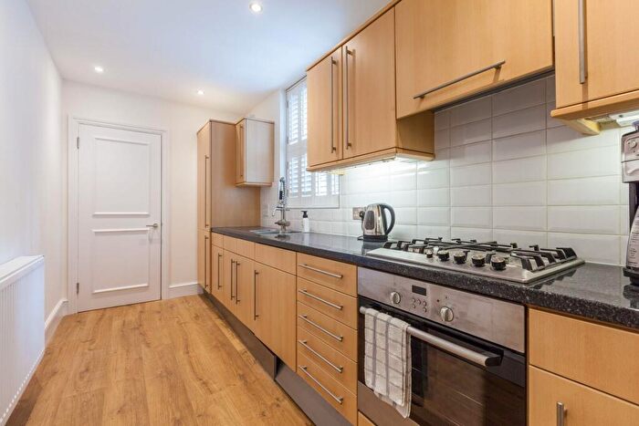 1 Bedroom Flat To Rent In Gunthorpe Street, , City, London, E1