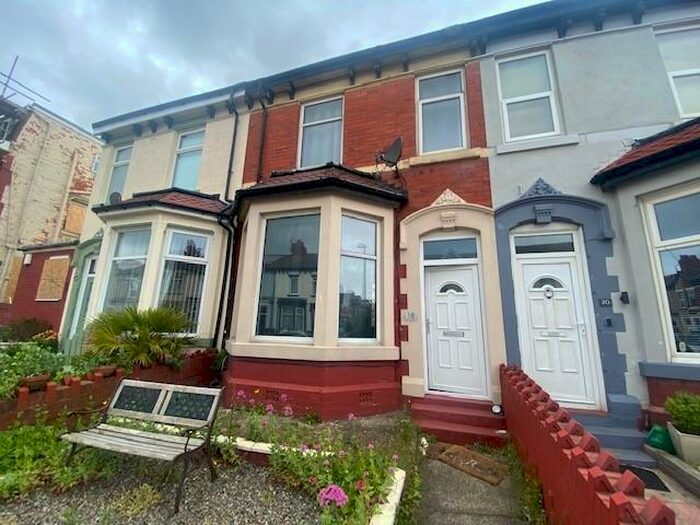 3 Bedroom House To Rent In Warbreck Drive, Blackpool, FY2