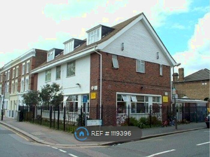 Studio To Rent In Park House, London, SW19