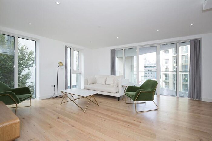 2 Bedroom Apartment For Sale In Admiralty House, London Dock, Vaughan Way, Wapping, E1W