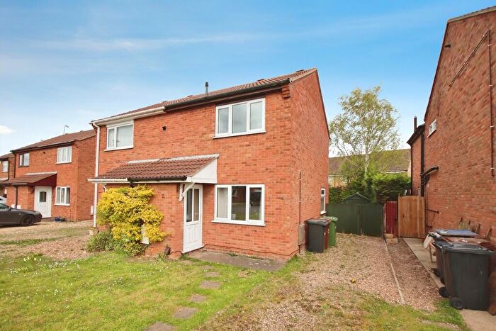 2 Bedroom Semi Detached House For Sale In Falklands Close, Lincoln, LN1