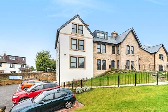 2 Bedroom Apartment To Rent In Clarence Road, Horsforth, LS18