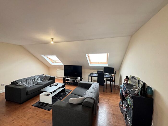 2 Bedroom Flat For Sale In Pankhurst Close, Blackburn, BB1