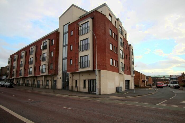 1 Bedroom Flat To Rent In Brown Square, Belfast, BT13