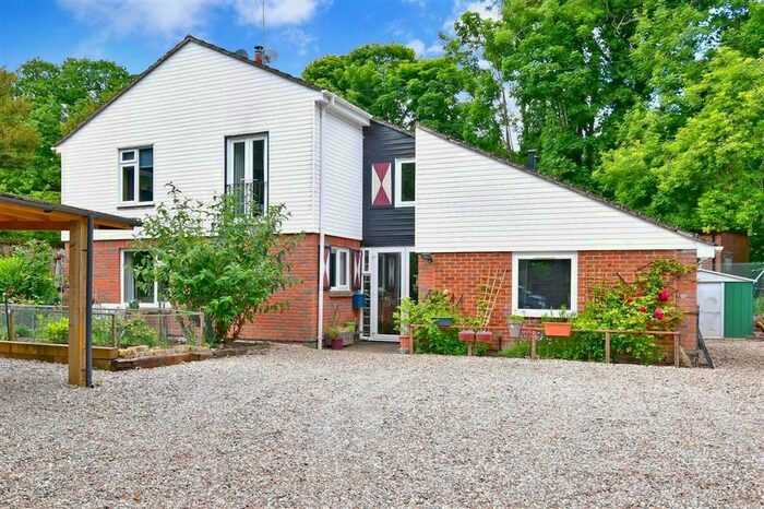 4 Bedroom Detached House For Sale In Sandling Road, Sandling, Hythe, Kent, CT21