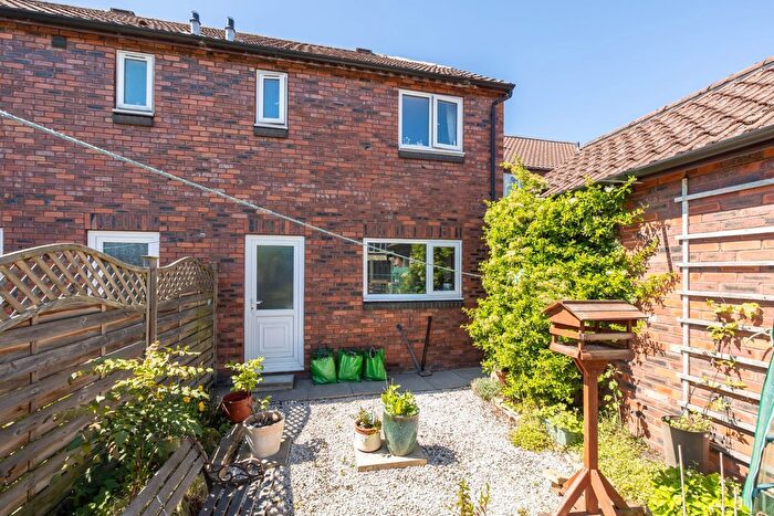 3 Bedroom Semi-Detached House For Sale In Town End Close, Pickering, YO18