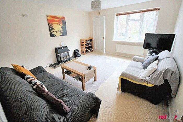 2 Bedroom End Of Terrace House To Rent In Hammond Way, Penylan, Cardiff, CF23