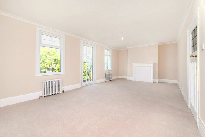 5 Bedroom Flat To Rent In Cholmley Gardens, West Hampstead, NW6