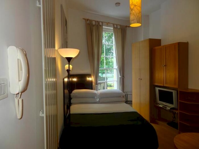 Studio To Rent In Cartwright Gardens, Bloomsbury, WC1H