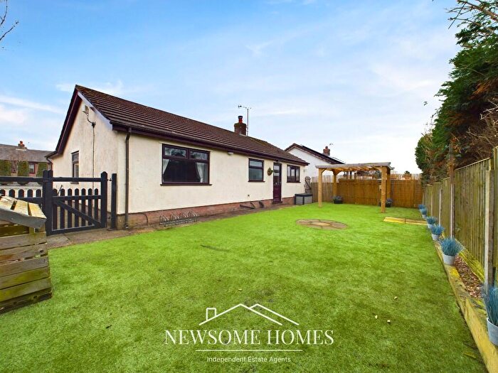 3 Bedroom Detached Bungalow For Sale In Maes Y Bryn, Trelogan, CH8