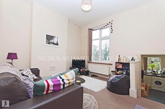 1 Bedroom Flat To Rent In Ferme Park Road, Crouch End, London, N8