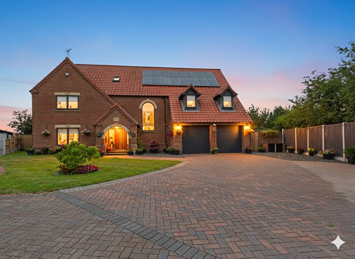 6 Bedroom Detached House For Sale In Manor View, Caunton, Newark, NG23