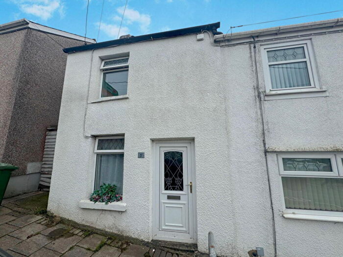 2 Bedroom End Of Terrace House For Sale In Lewis Street, Machen, Caerphilly, CF83