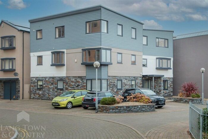 2 Bedroom Flat To Rent In Parsonage Way, Plymouth, PL4