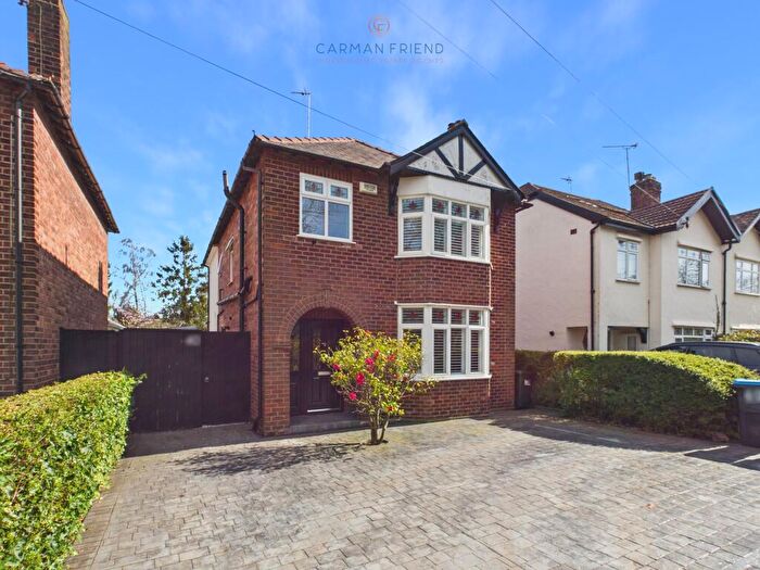 3 Bedroom Detached House For Sale In Flag Lane North, Upton, CH2