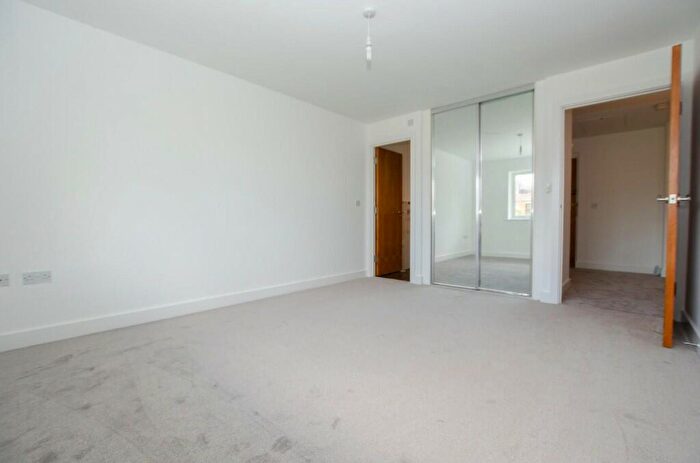 2 Bedroom Apartment To Rent In Seacole Gardens, Southampton, Hampshire, SO16