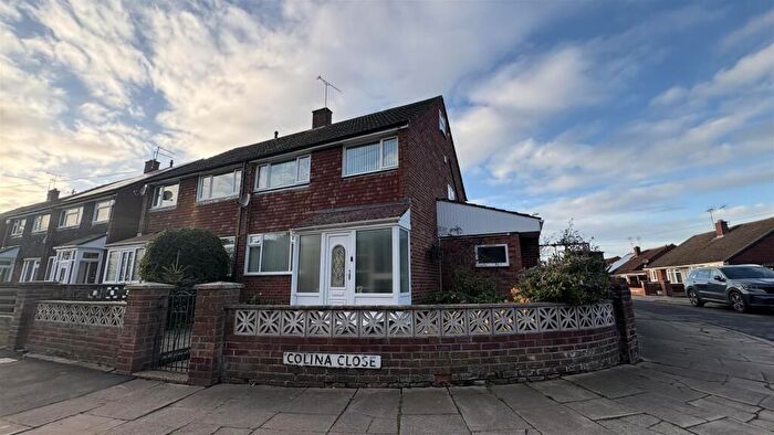 3 Bedroom Semi Detached House To Rent In Colina Close, Coventry, CV3