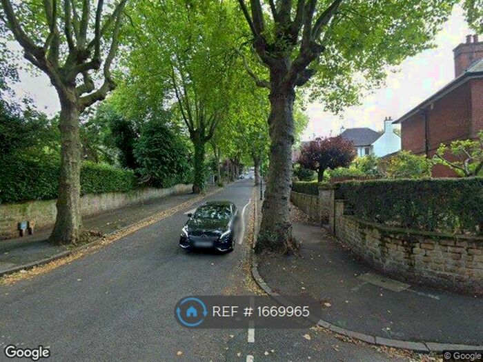 2 Bedroom Flat To Rent In Tavistock Drive, Nottingham, NG3