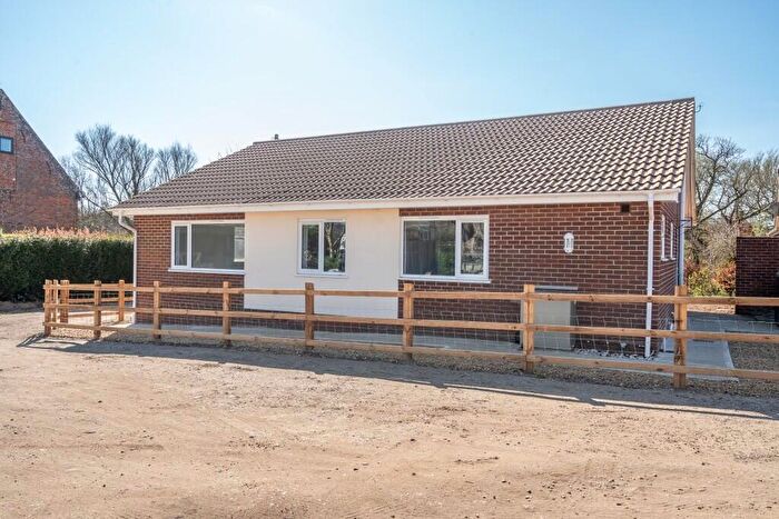 3 Bedroom Detached Bungalow For Sale In Flixton Marsh Lane, Blundeston, NR32