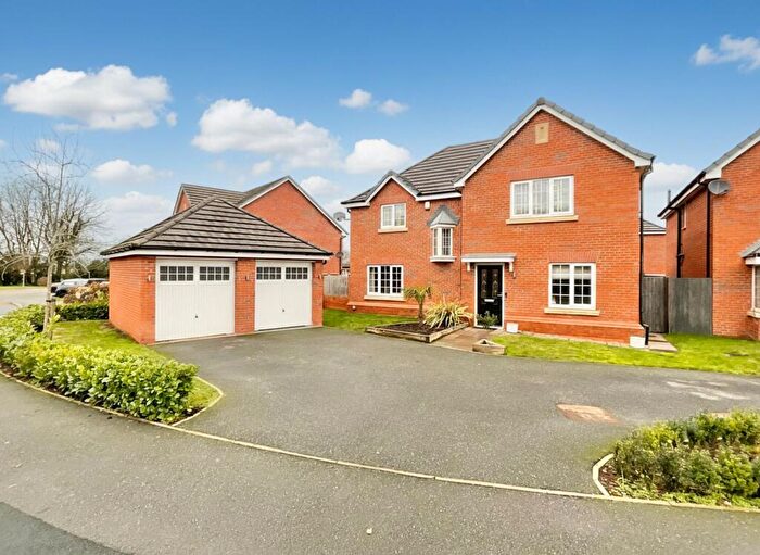 4 Bedroom Detached House For Sale In Halfpenny Close, Nantwich, CW5
