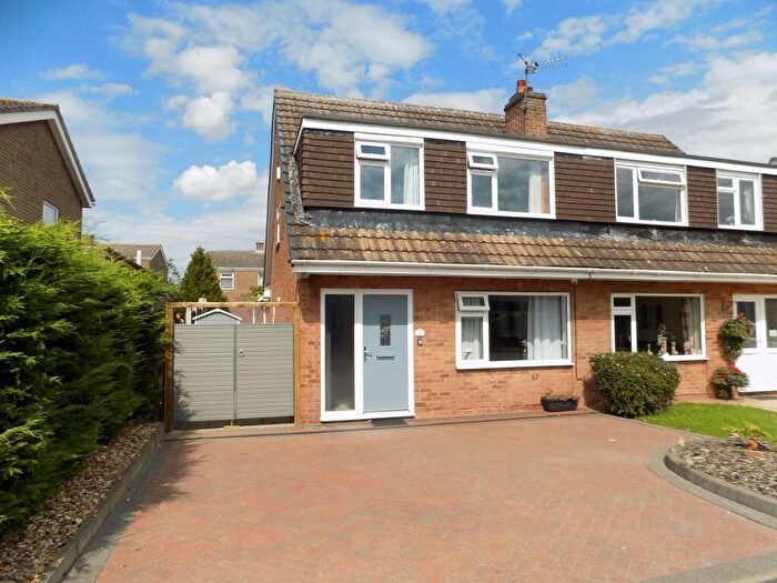 3 Bedroom Semi-Detached House For Sale In Cooper Close, Cropwell Bishop, NG12