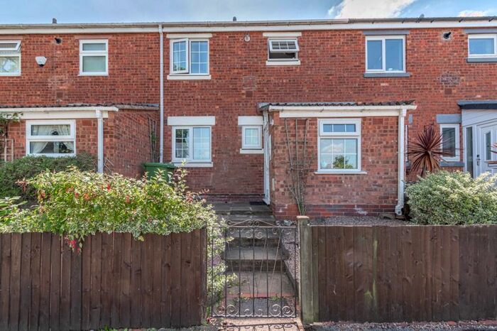 3 Bedroom Terraced House To Rent In Highley Close, Redditch, B98