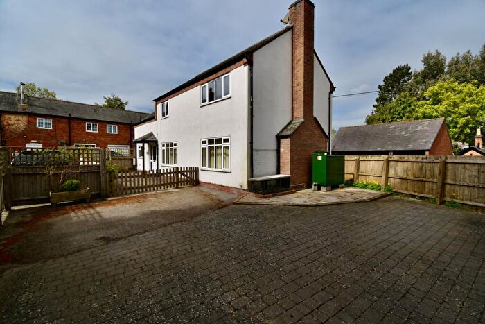 3 Bedroom Cottage To Rent In Old Rectory Cottage, North Kilworth, NN17