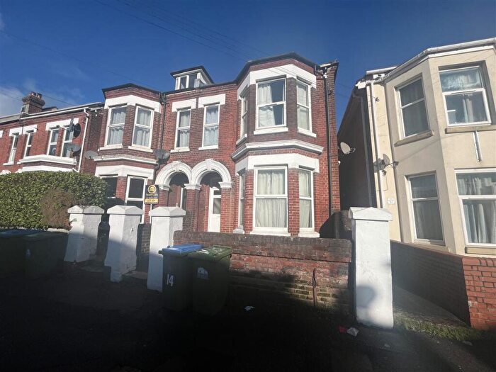 4 Bedroom Semi Detached House To Rent In Ordnance Road, Southampton, SO15