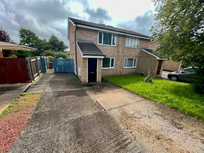 1 Bedroom Maisonette To Rent In Farnham Close, Newton Aycliffe, Durham, DL5